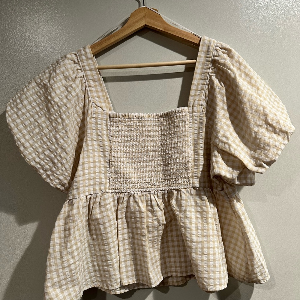 Old Navy Beige Checkered Blouse - Picture 2 of 3